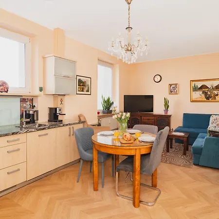 Totu Abrahama 72 Apartament *